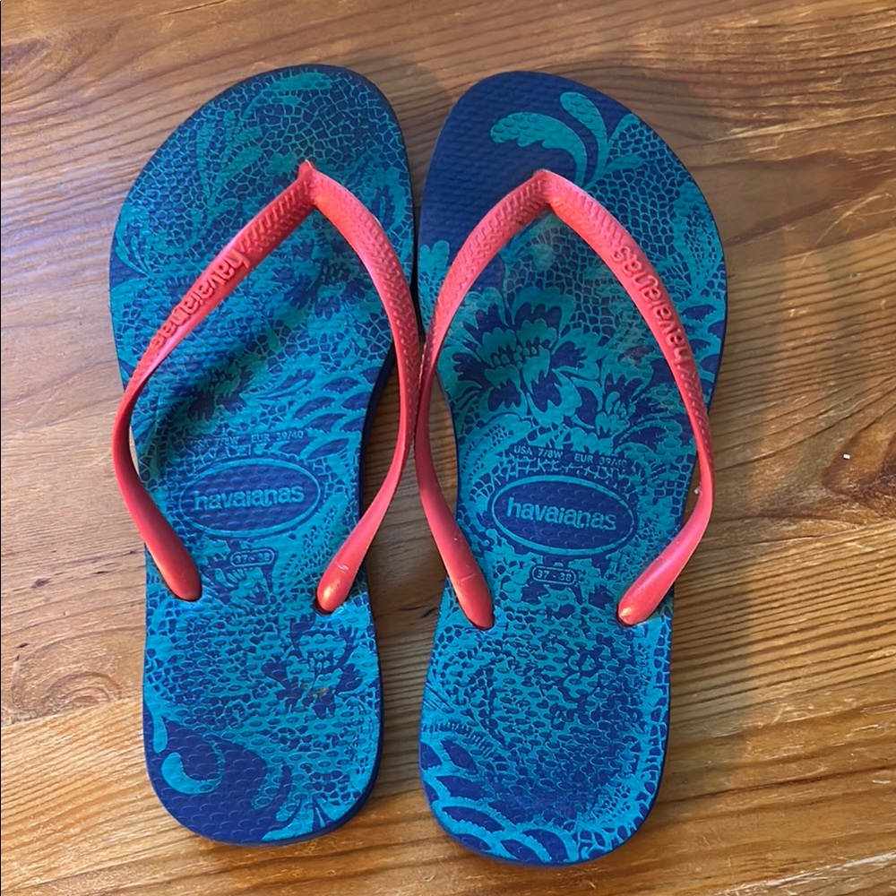 Havaianas Sandals - Emerald Pink